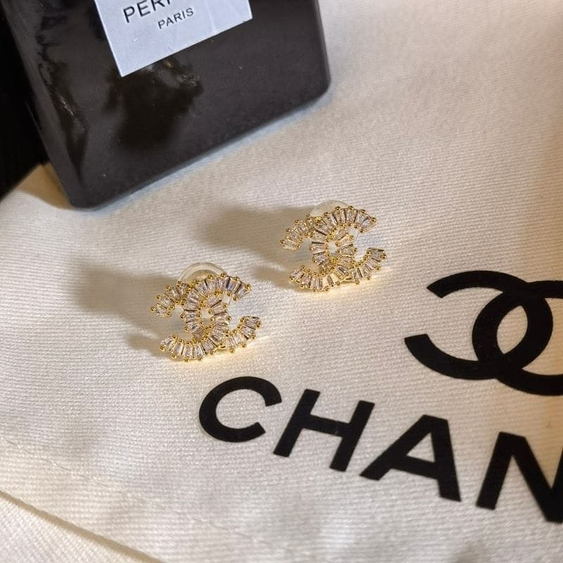 Boucles d'oreilles Chanel en diamants