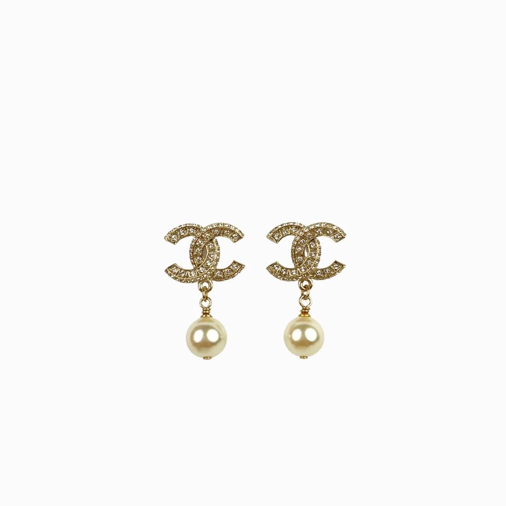 Boucles d'oreilles Chanel Pearl Drop avec strass CC