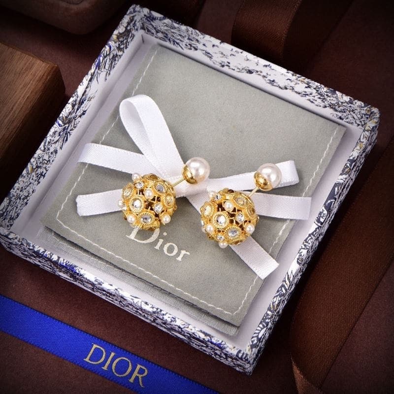Boucles d'oreilles Christian Dior rondes en diamants et perles