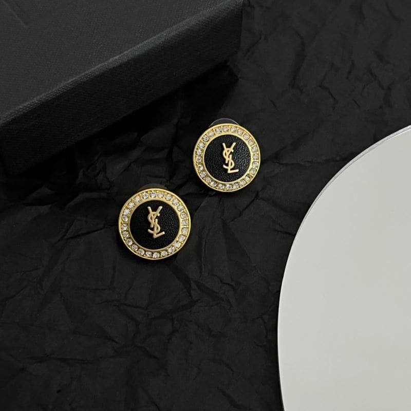 Boucles d'oreilles Saint Laurent YSL serties de diamants
