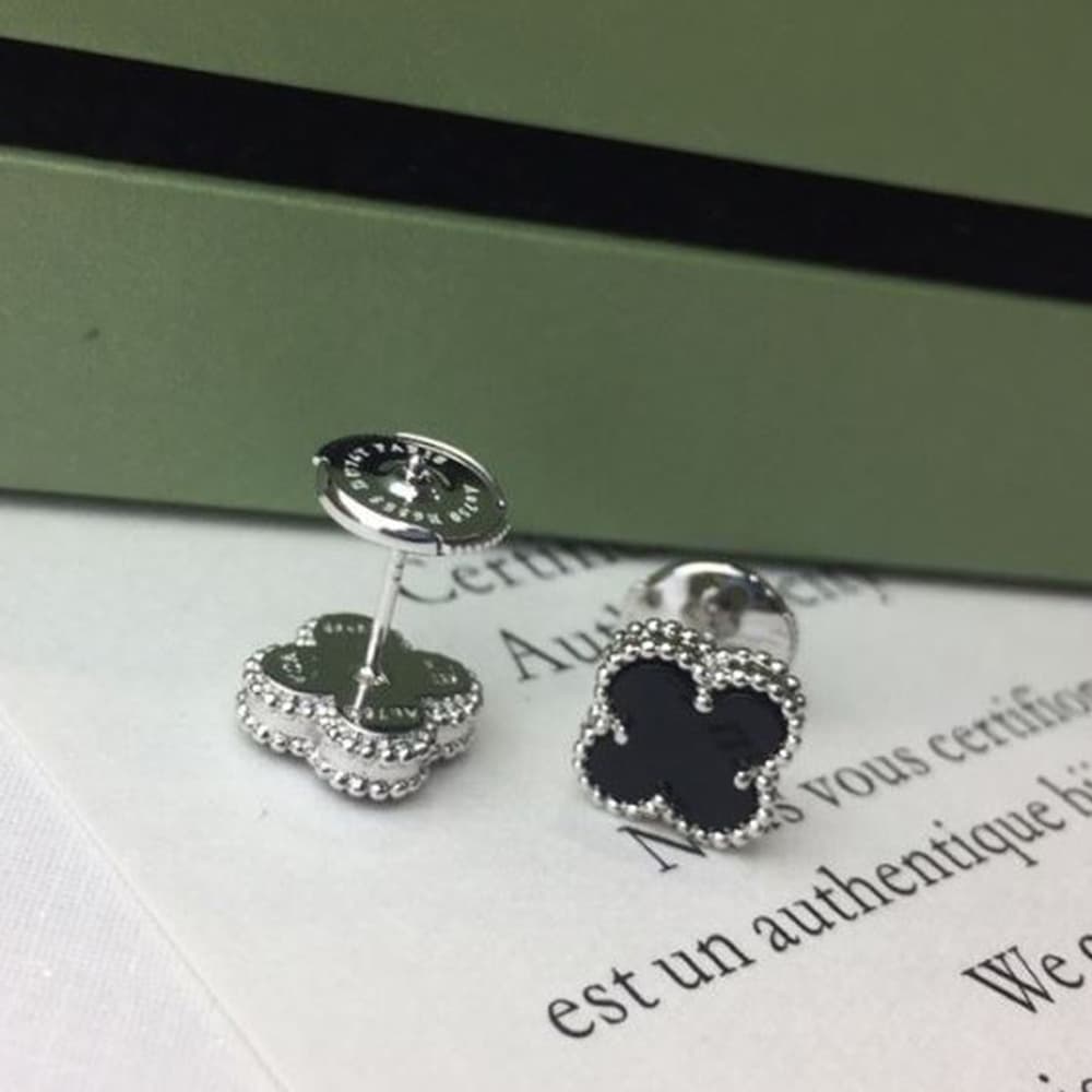Boucles d'oreilles Van Cleef & Arpels VCA