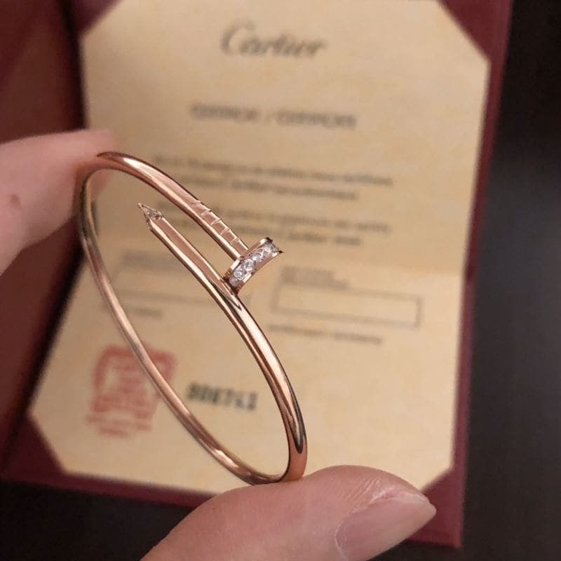 Bracelets Cartier