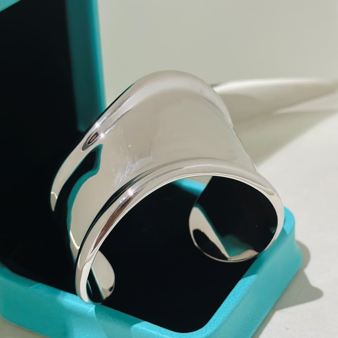 Bracelet Tiffany demi-ouvert