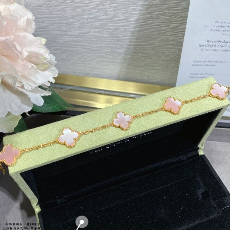 Van Cleef & Arpels Vca Dégradé Rose Bracelet Bijoux