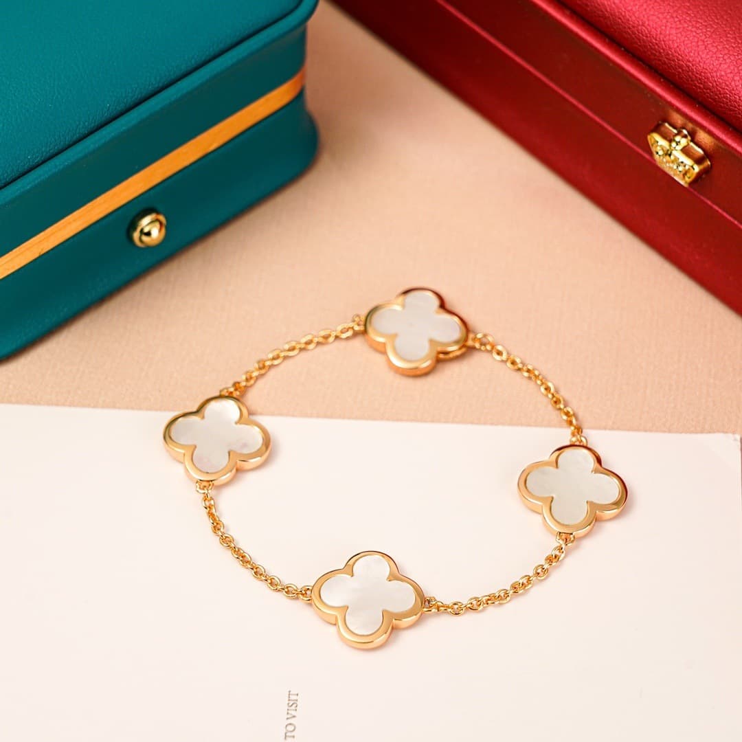 Bracelet fritillaire blanc Van Cleef&Arpels — vue 1