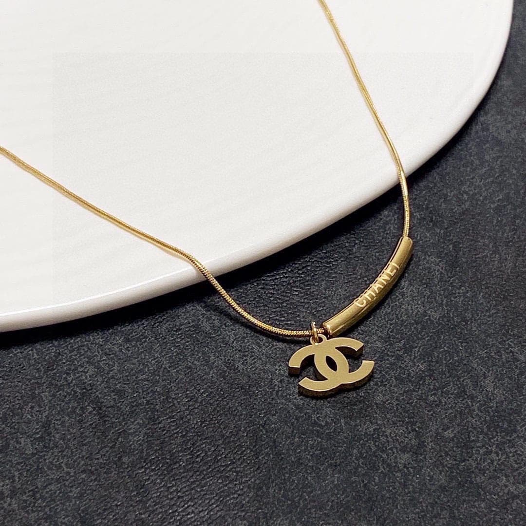 Collier Chanel Double C