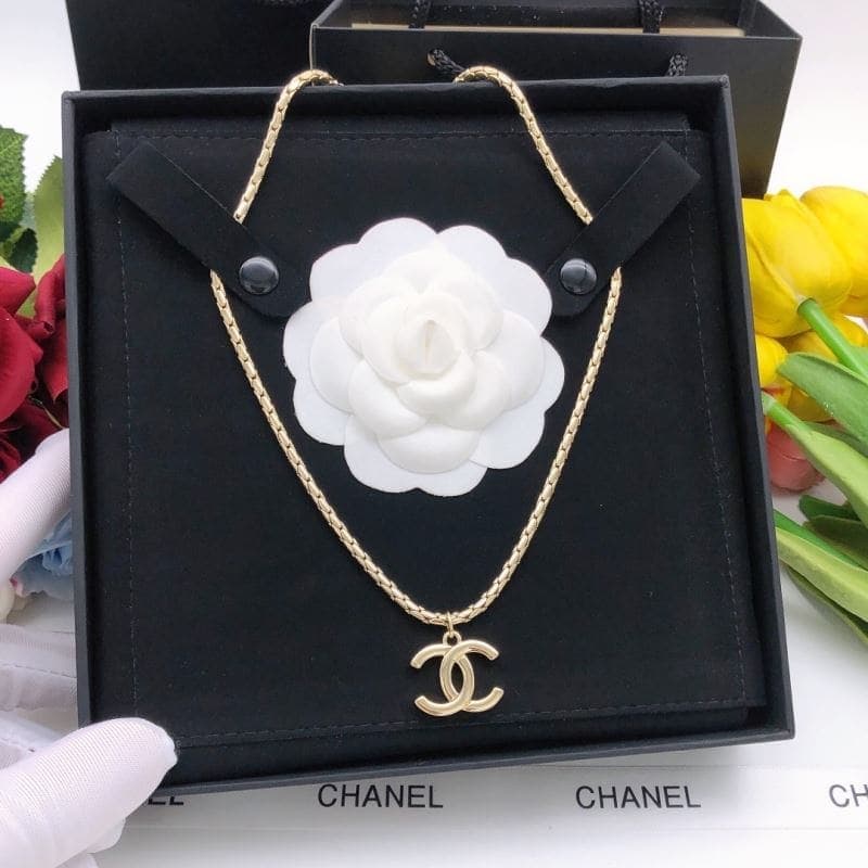 Colliers Chanel