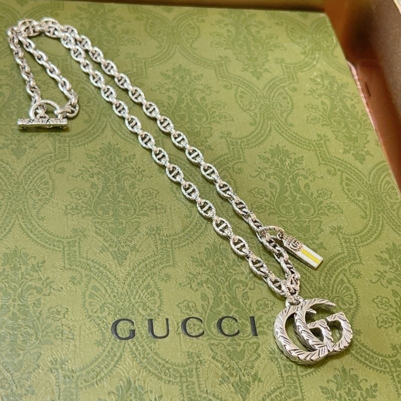 Collier Gucci double G