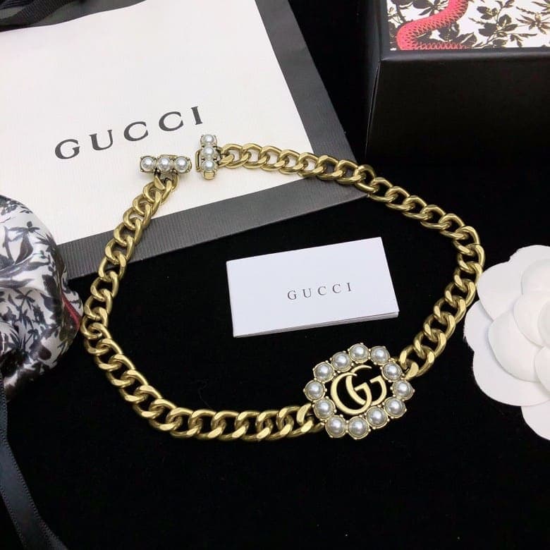 Collier Gucci Double G en perles