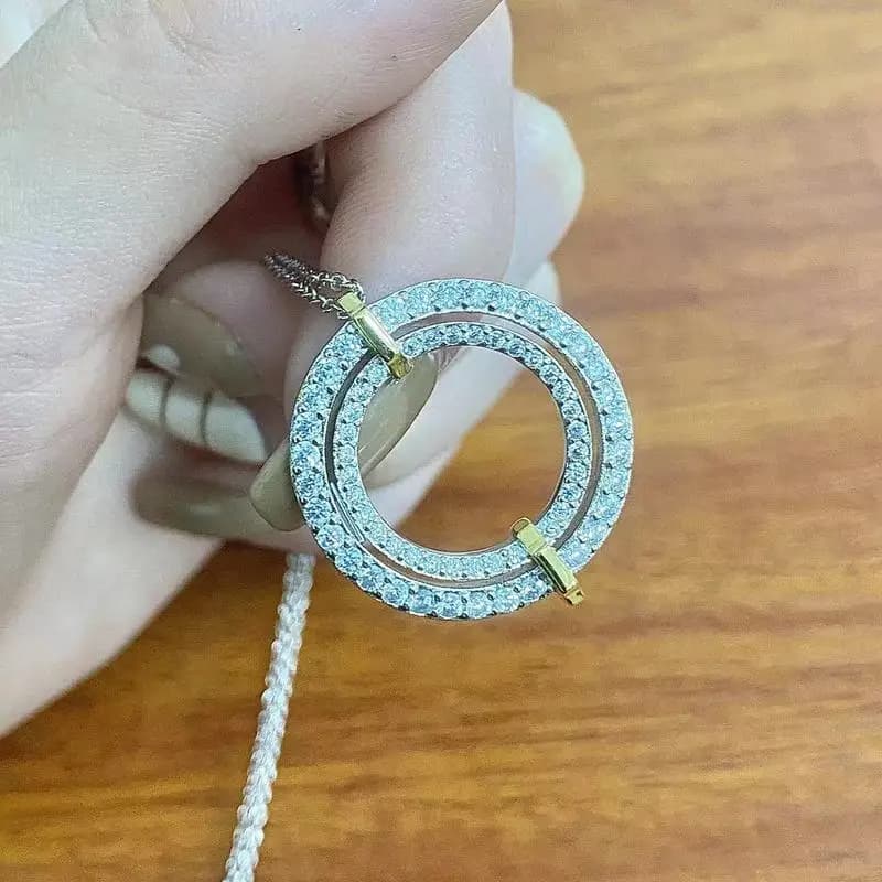 Bijoux Tiffany : colliers et accessoires