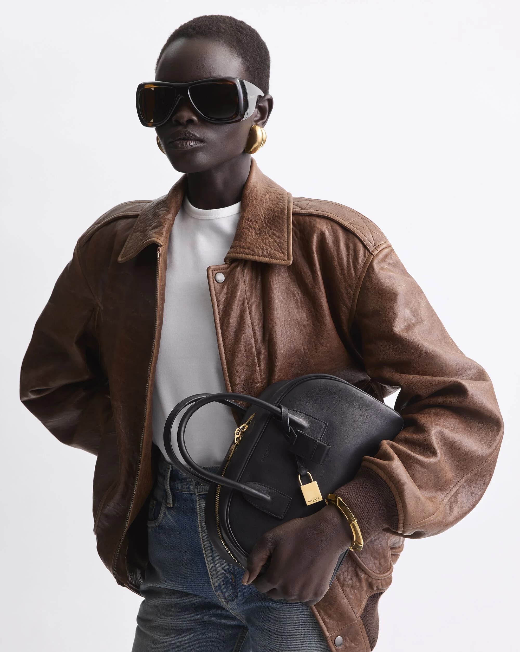 SAC DE JOUR BOSTON EN CUIR GRAINÉ - SMALL