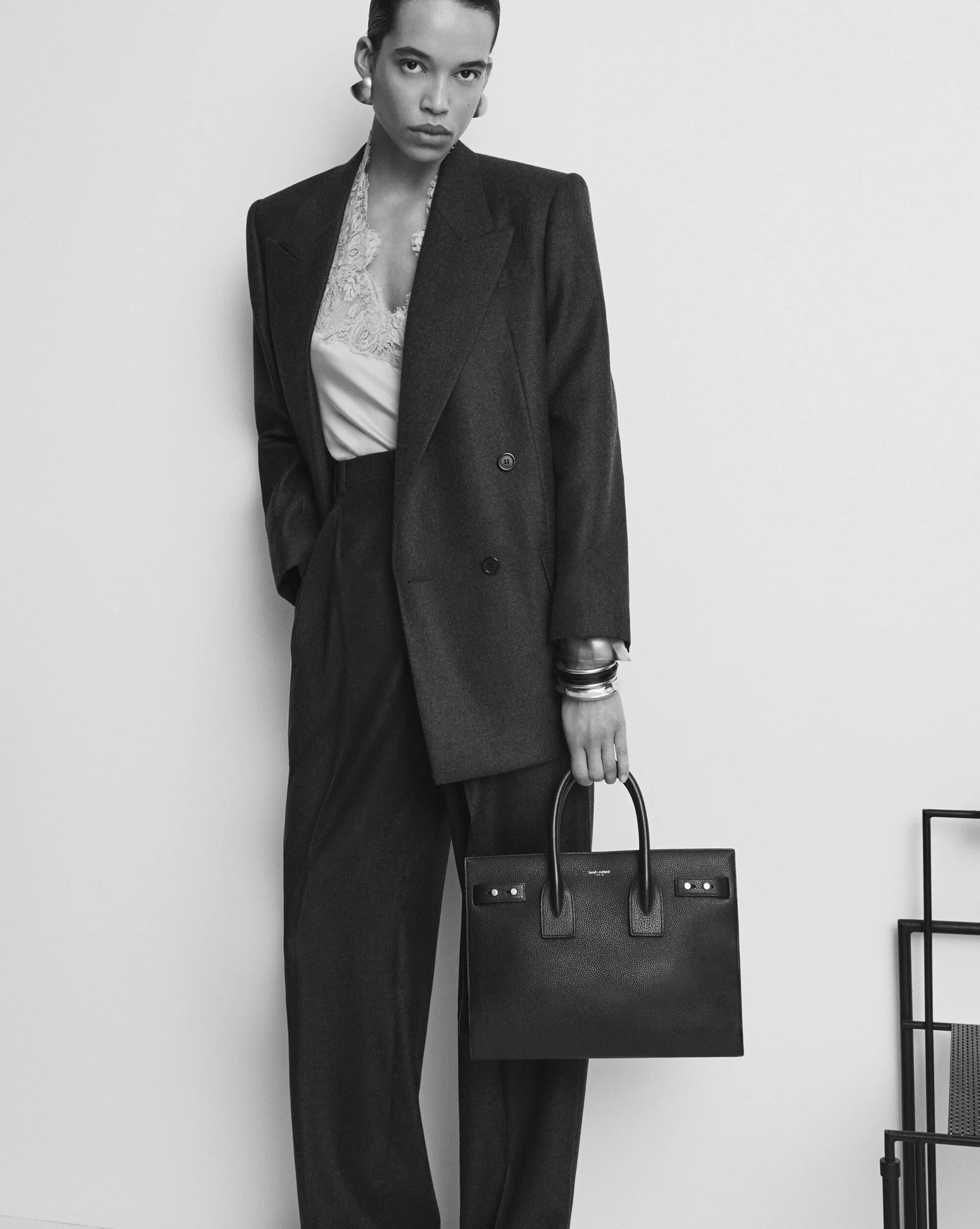 SAC DE JOUR SOUPLE EN CUIR GRAINÉ - SMALL — vue 1