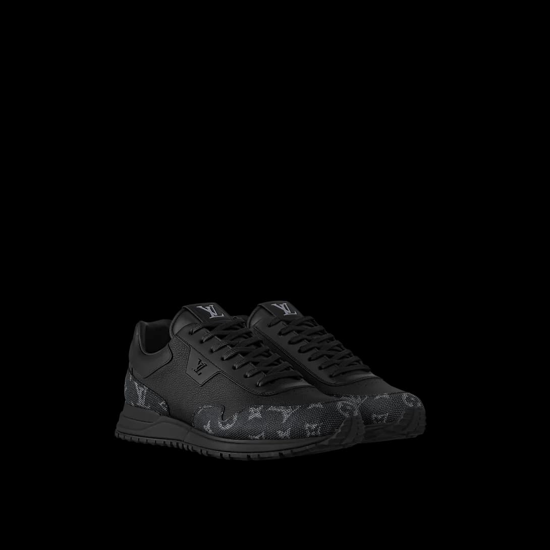 Sneaker Run Away - #13