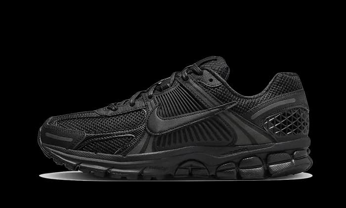 Nike Vomero 5 Triple Black