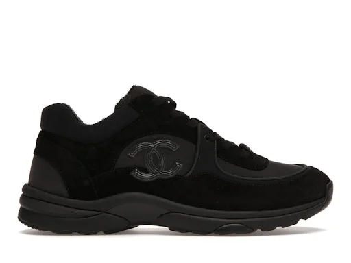 Chanel Low noir — vue 1