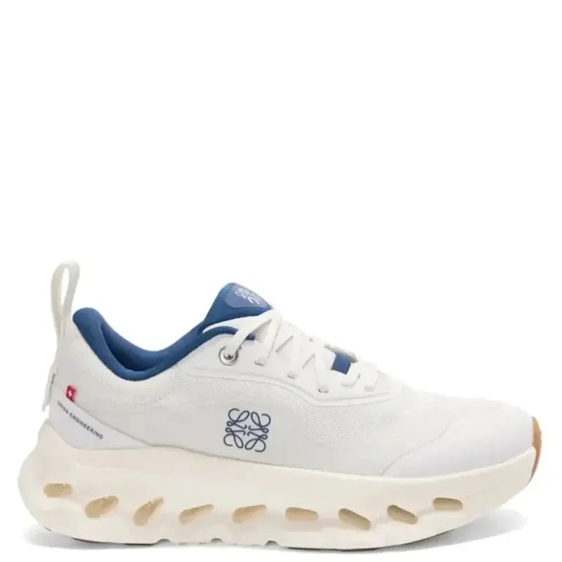 On Cloud × Loewe — Cloudtilt Light Blue — vue 1