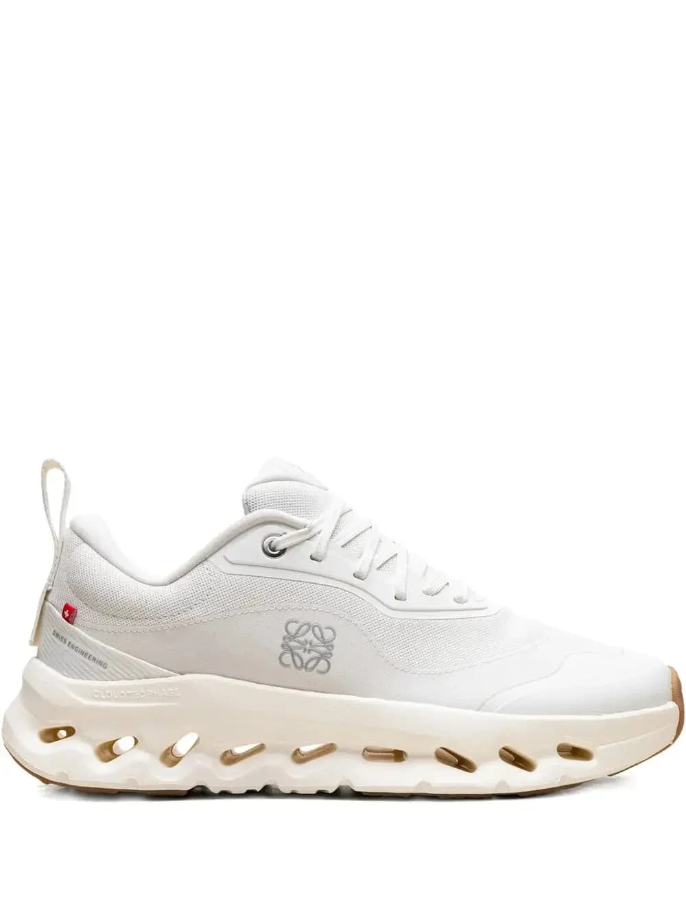 On Cloud × Loewe — Cloudtilt White Crème — vue 1